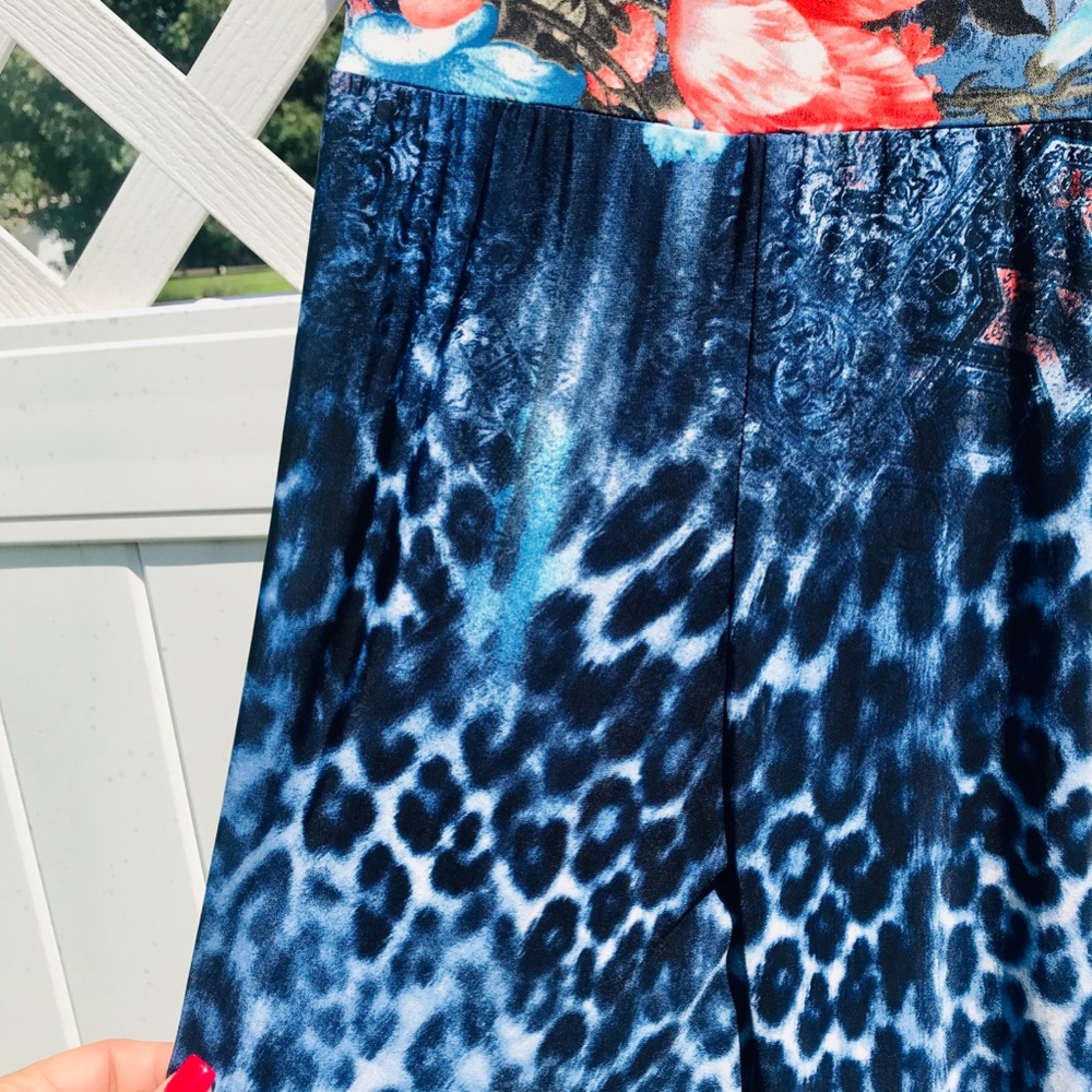 One left,  Animal Print Palazzo Pants Medium - Picture 8 of 9